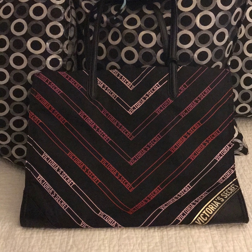 New Victoria’s Secret bag